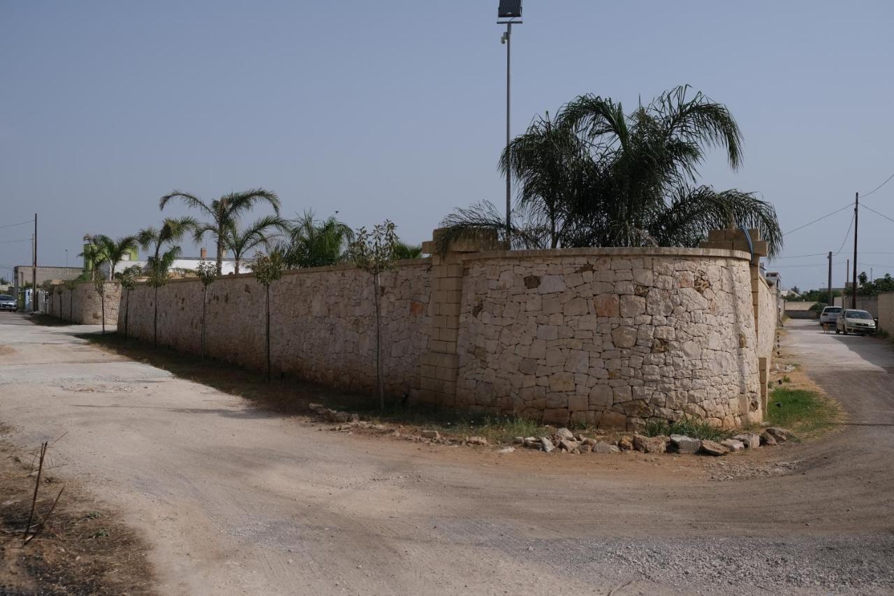 Dimora Spaccamonti Torchiarolo Exterior foto